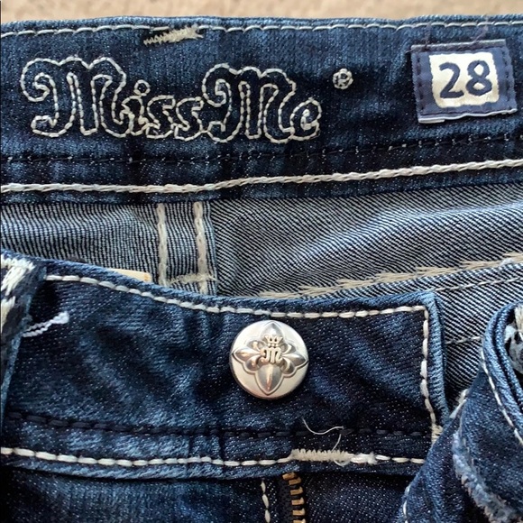 Dark wash Miss Me Skinny Jeans - Picture 4 of 9